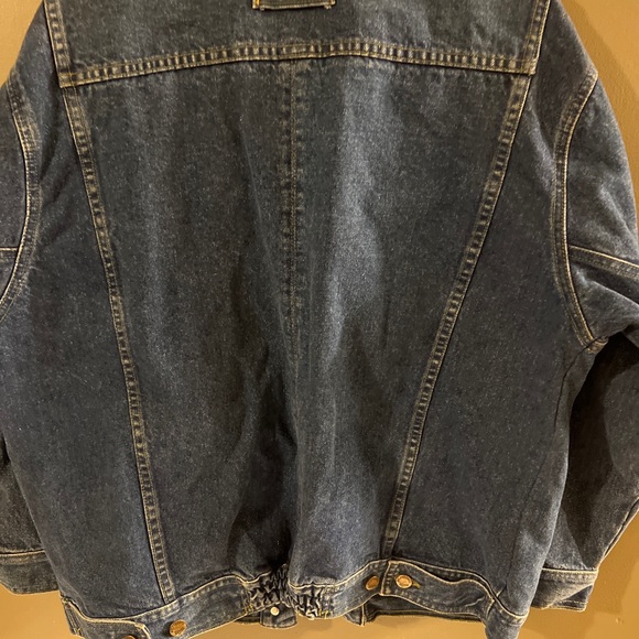 weathered blues jean jacket Womens Medium - Picture 8 of 8